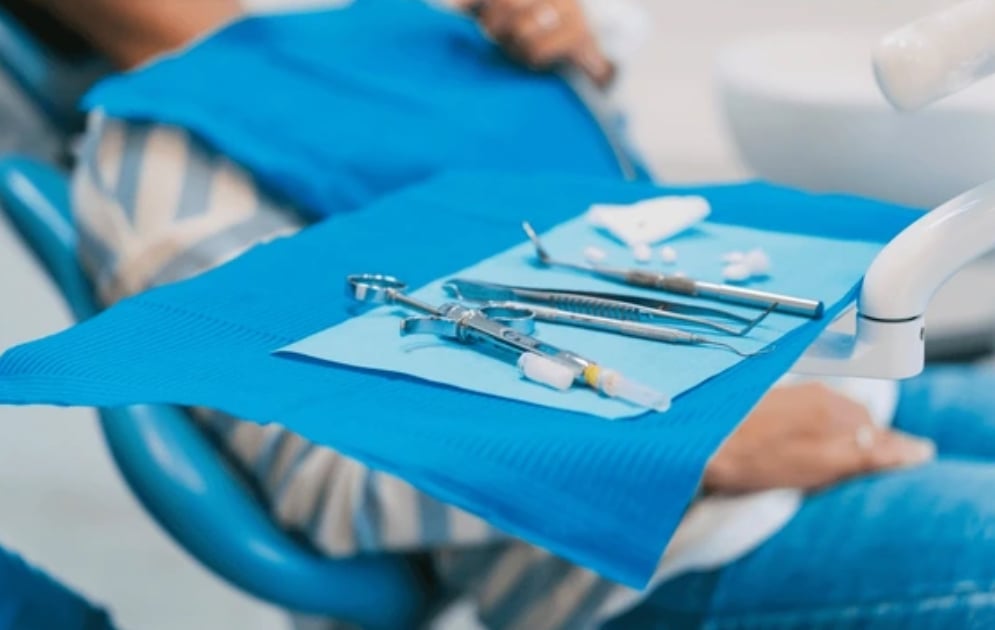 ކްލިނިކަކުން ދަތް ނެގި އަންހެނަކު ކުއްލިއަކަށް މަރުވި މައްސަލަ ބަލަނީ