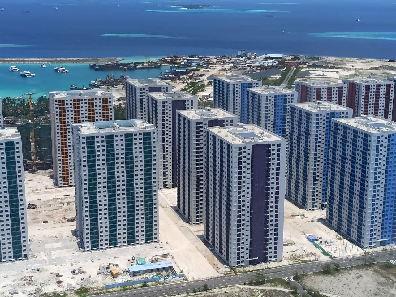 މޭޔަރު ހަމަ ތަކުރާރުކޮށް ދަންނަވަނީ ފްލެޓްތަކަށް ވަދެވޭވަރުކުރަން 9 މަސް ދިނުމަށް