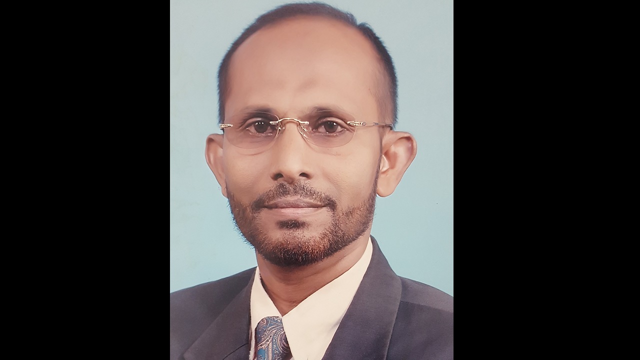 ކޮވިޑަށް ފަރުވާ ދެމުންދަނިކޮށް ވަކީލް ޒަނީން އަވަހާރަވެއްޖެ