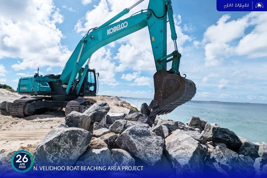 ވެލިދޫ ދޯނި އެހެލާ ސަރަޙައްދު: ރިވެޓްމެންޓް ޖެހުމުގެ މަސައްކަތް ފަށައިފި