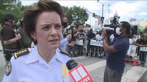 އެމެރިކާގައި އިތުރު މަރެއް: ޕޮލިސް ޗީފް އިސްތިއުފާ ދީފި