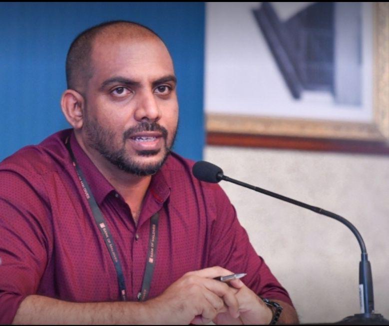 ބީއެމްއެލް ގެ ޕަބްލިކް ރިލޭޝަންސް  މެނޭޖަރ މުޙައްމަދު ސަޢީދު