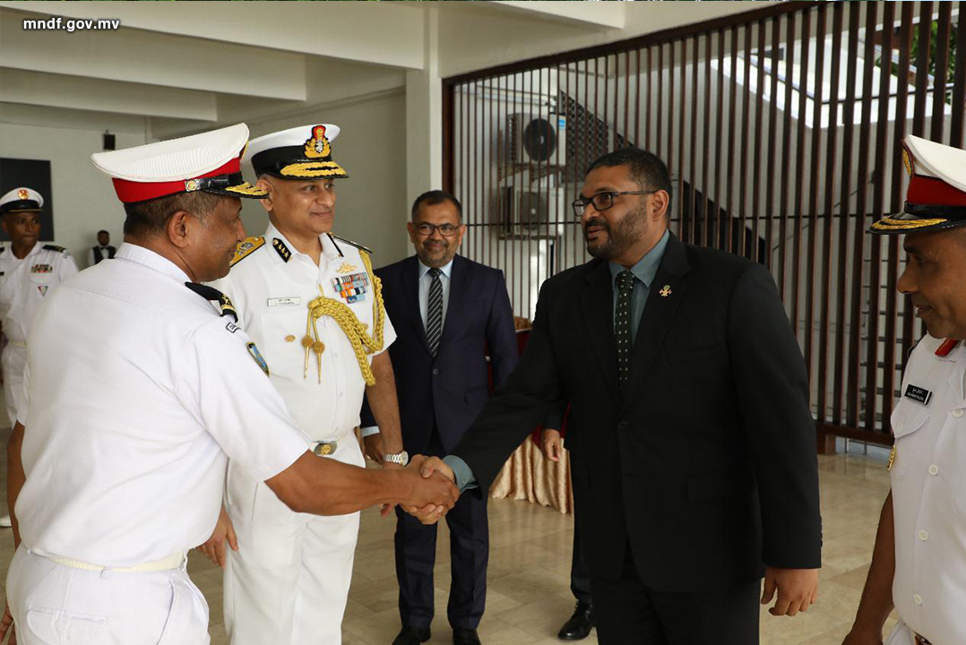 އަނބުރާ ފޮނުވާލީ އިންޑިއާގެ 76 ސިފައިން; ސެނަހިޔާގައި ތިބި ޑޮކްޓަރުން އެބަތިބި