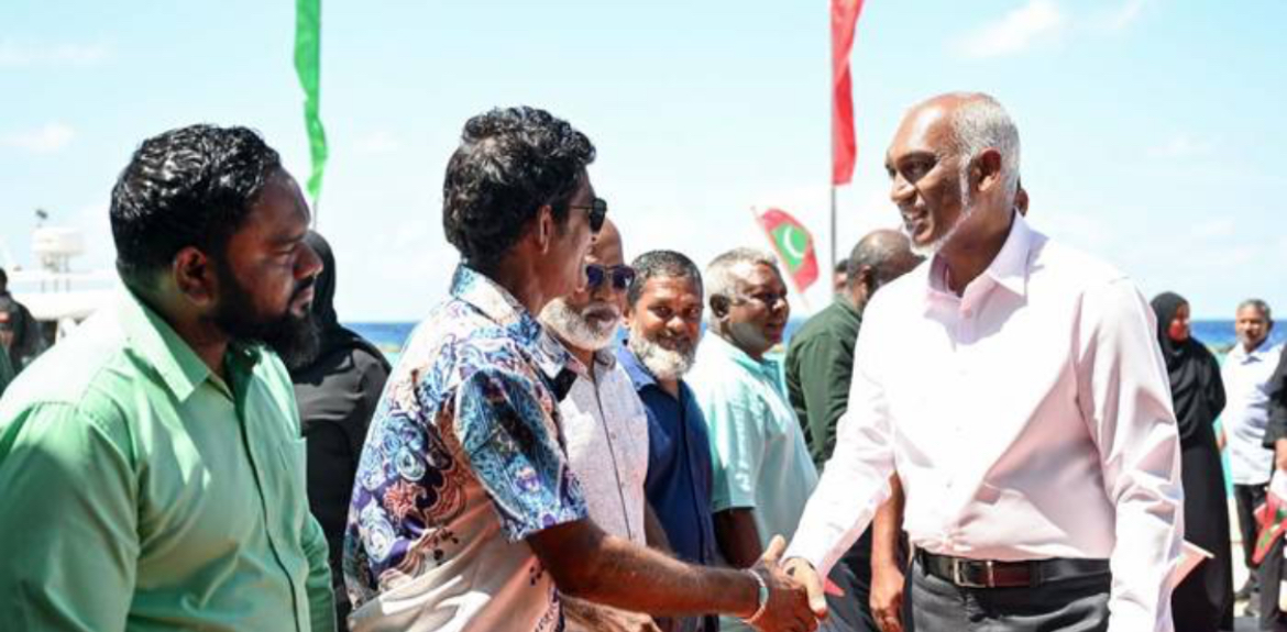 އދ. އަތޮޅަށް ކުރެއްވި ދަތުރުފުޅަށްފަހު ރައީސް މާލެ ވަޑައިގެންފި