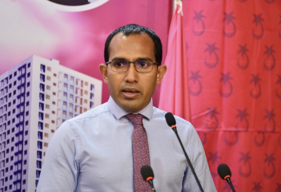 ދެ އިންތިހާބު އެއްކުރުމަށްވުރެ ހަރަދު ކުޑަކުރަން މިނިސްޓްރީތަކުގެ އަދަދު މަދުކުރުން މާ ރަނގަޅު: މަލީހް