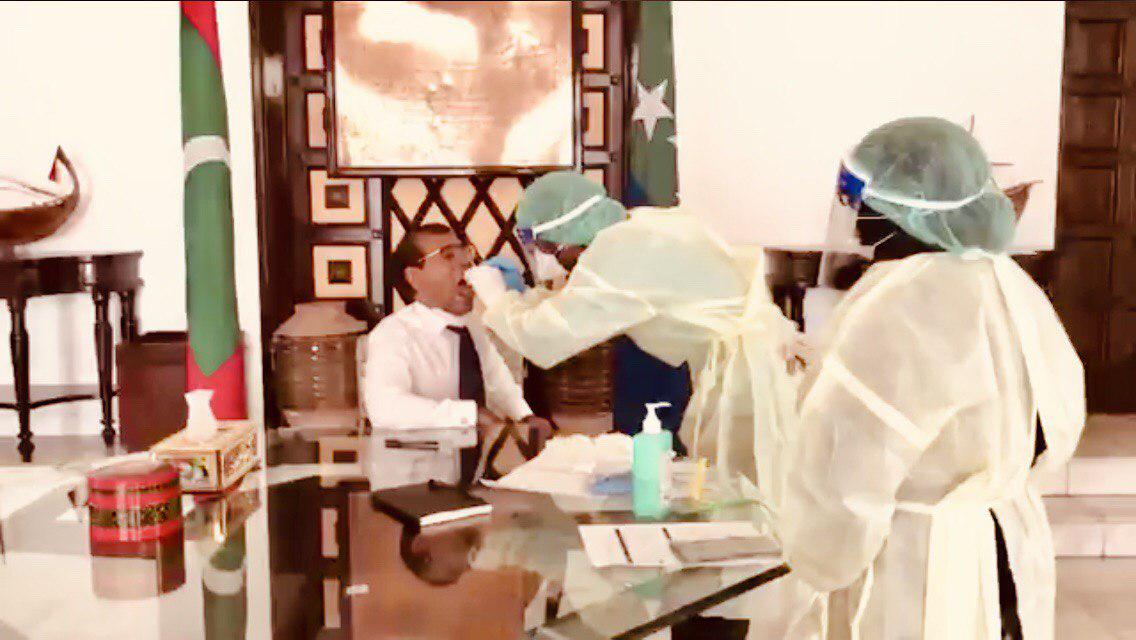 ކޯވިޑް-19: ރައީސް ނަޝީދު ބައްޔަށް ޓެސްޓުހެދުމަށް ސާމްޕަލް ދެއްވައިފި