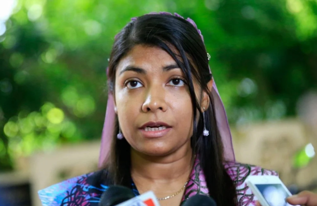 ރޮޒެއިނާގެ ސުވާލެއް؛ ސިޔާސީ ވާނަމަ ސިއްހީ ކަންކަމާމެދު އައިޖީއެމްއެޗަށް އިތުބާރު ކުރެވޭނީ ކިހިނެއް؟