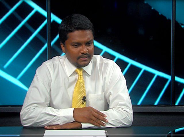 ލާމަރުކަޒީ ނިޒާމުން ރައްޔިތުންނަށް ޚިދުމަތްދޭން އެމްޑީޕީ ނޫންބަޔަކަށް ނޭނގޭނެ: އަނަސް