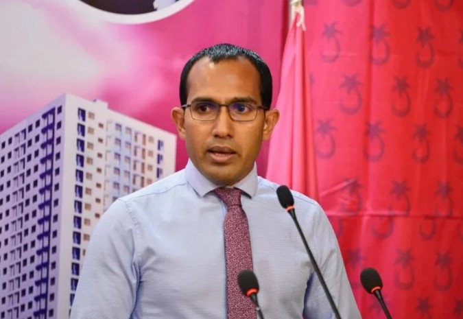 މަލީހު ޝިޔާމްއަށް: ޕީޕީއެމްގެ ފިކުރު ފައްތާލާއިރު ތިޔަ ހުންނެވީ ގިޓާ ކުޅެން