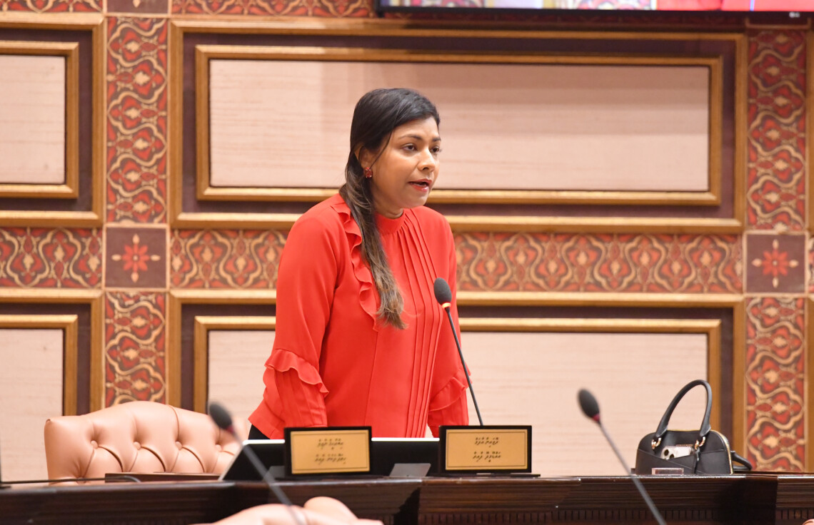 ރައްޔިތުން ހަވާލުކުރި ޒިންމާ އެންމެ ހެޔޮ ގޮތުގައި އަދާކުރެވިއްޖެ؛ 15 އަހަރަށްފަހު މިދަނީ ހިތްހަމަޖެހިގެން: ރޮޒައިނާ