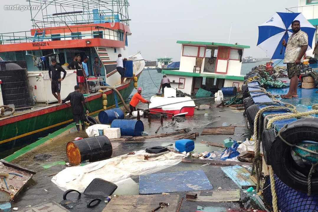 ހުޅުމާލޭ ފަޅުތެރޭގައި އަޅާފައި އޮތް ދޯންޏެއް ދިޔަވެ އަޑިއަށް