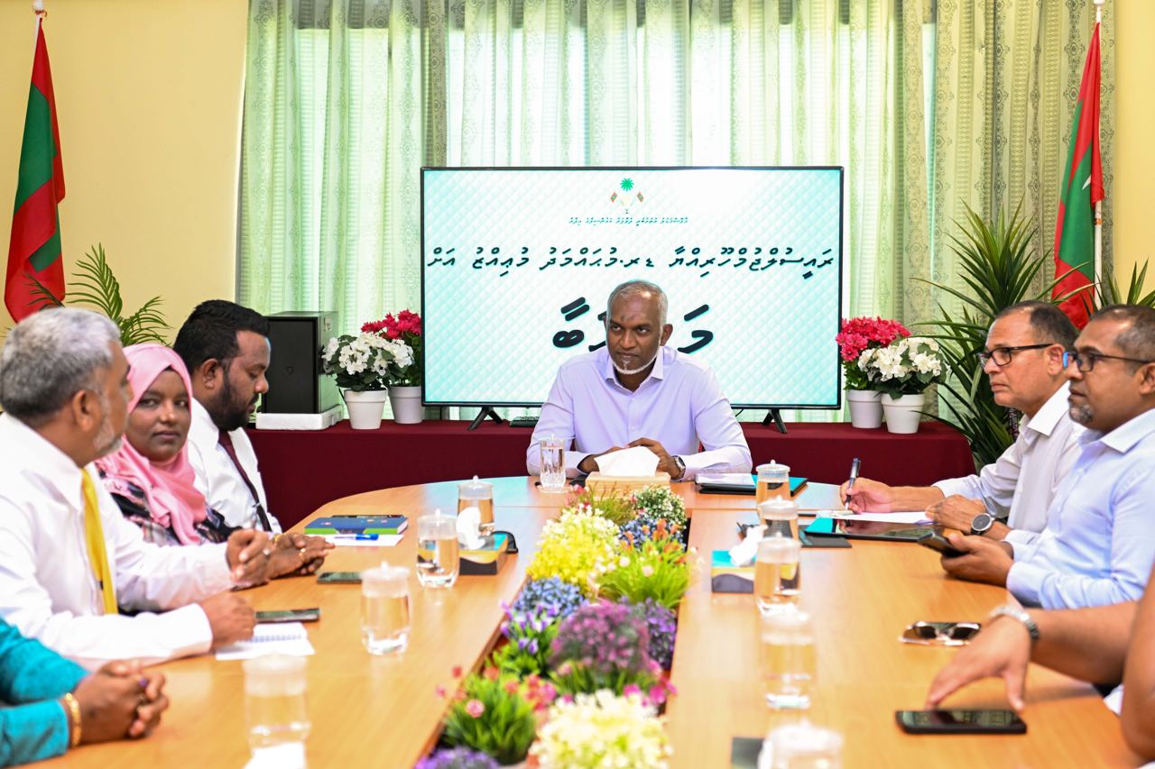 ދުވާފަރުގައި އަންހެނުންނާއި ކުޑަކުދިންގެ ޚާއްސަ ޑޮކްޓަރެއްގެ ޚިދުމަތްދޭން އިސްކަން ދޭނަން: ރައީސް