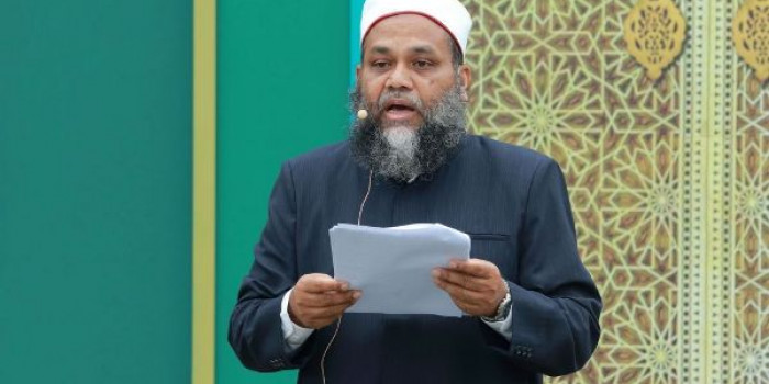 އިސްލާމީ މަރުކަޒުގެ ކުރީގެ އިމާމް އަދި މަޝްހޫރު އިލްމުވެރިޔާ ޝައިހް މުހައްމަދު ލަތީފް