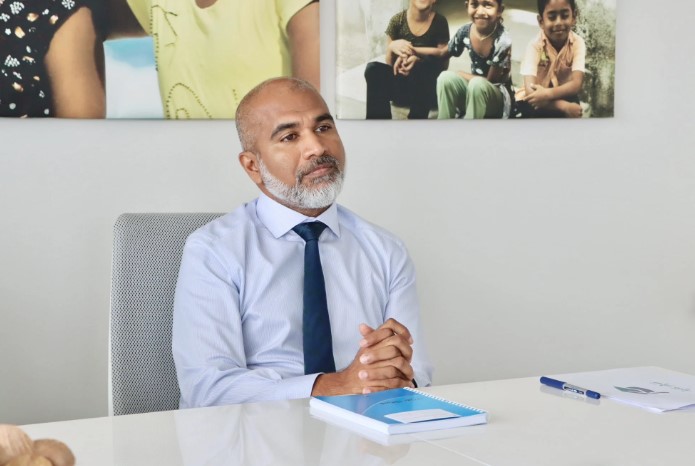 އޭ އައި ބޭނުންކޮށްގެން ކިޔަވައިދިނުމަށް ޓީޗަރުން އަހުލުވެރިކުރަނީ