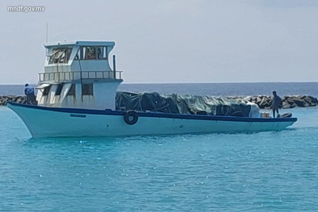 ގެއްލުނު ދޯނިން ދަތުރު ކުރި 2 މީހުން ކަނޑުމަތިން ފެނިއްޖެ