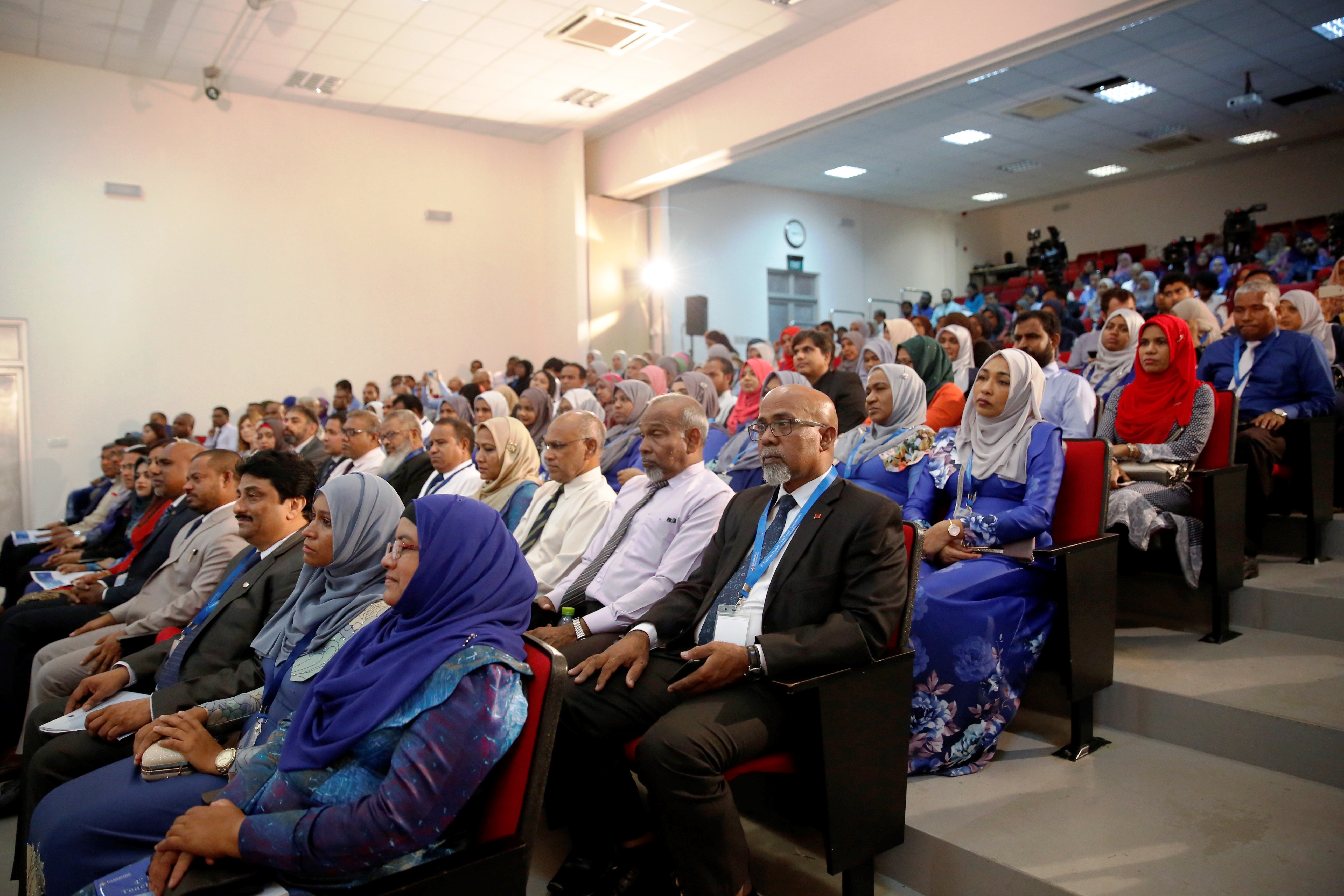 7 ވަނަ ބައިނަލްއަގުވާމީ މުދައްރިސުންގެ މަހާސިންތާ މާދަމާ ފަށާނެ