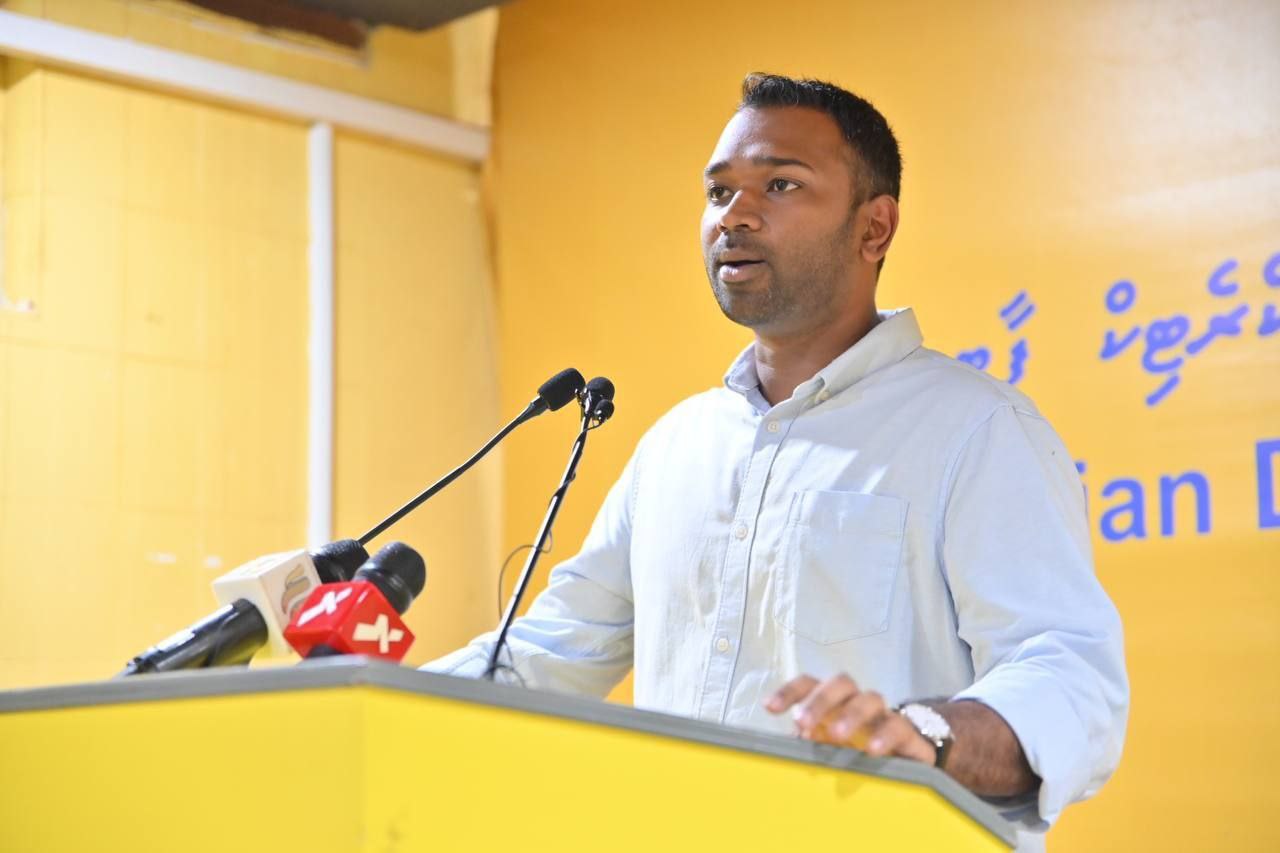 ޕީއެންސީގެ މެމްބަރުންގެ އަމާޒު ހުރީ ރައީސް މުޢިއްޒު ދާއިމަށް ވެރިކަމުގައި ބަހައްޓަން: މީކާއިލް