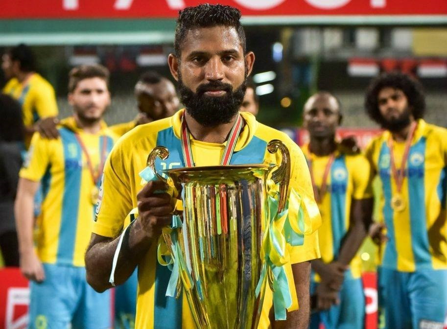 ބަކާގެ ހާލު ދެރަވެގެން އައިސީޔޫގައި ފަރުވާ ދެނީ