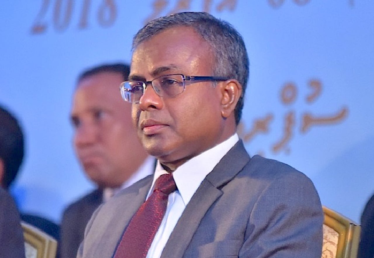 މިހާރުގެ މަޖިލީހުގެ މެޖޯރިޓީއަކީ ޤާނޫނުއަސާސީއާއި ރައްޔިތުންނަށް ޚިޔާނާތްތެރިވަމުންދާ ޖާހިލުންތަކެއް: ޑރ. އަޙްމަދު