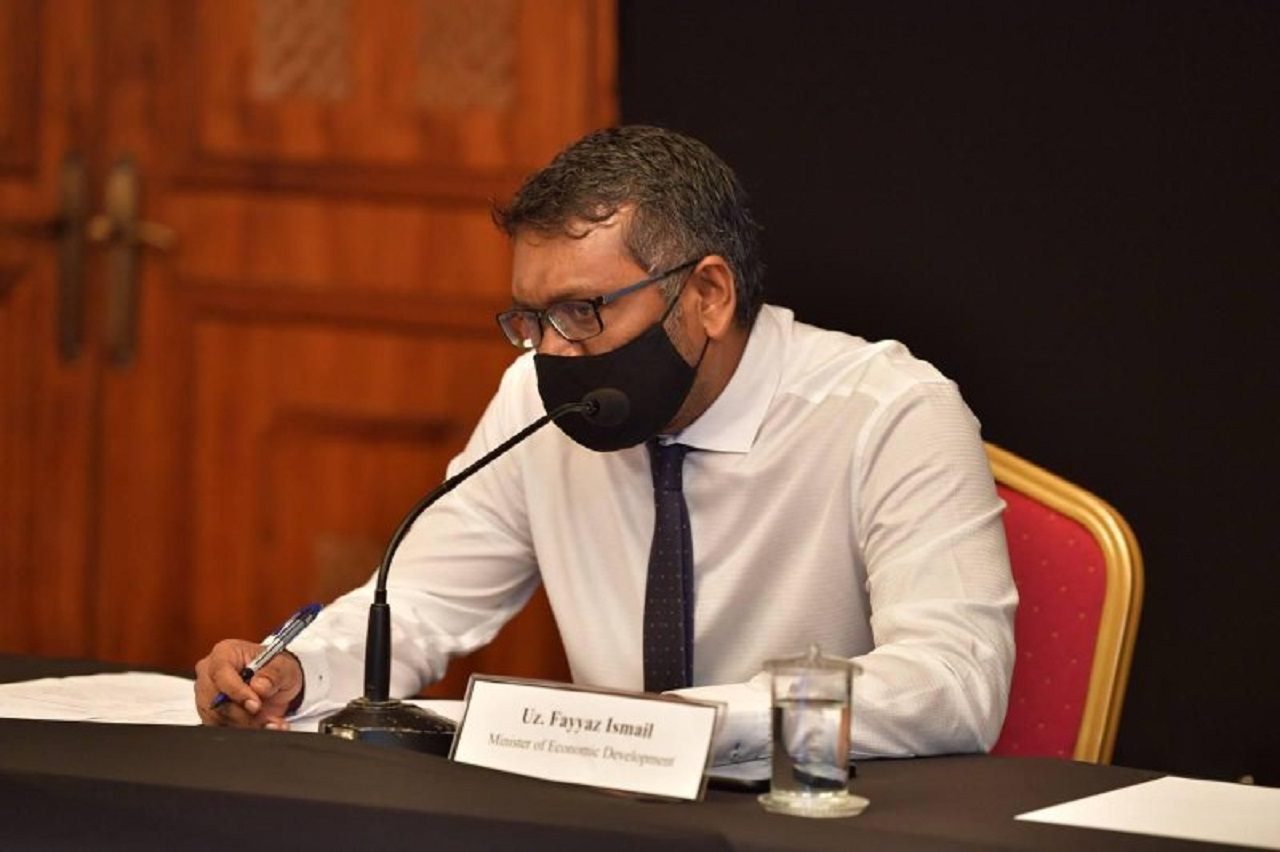 މާފަރު އެއަރޕޯޓާއި ކޫއްޑޫ އެއަރޕޯޓް ބޭރުގެ ކުންފުނިތަކަށް ދިނީ ރައީސް ޔާމީން ސަރުކާރުން