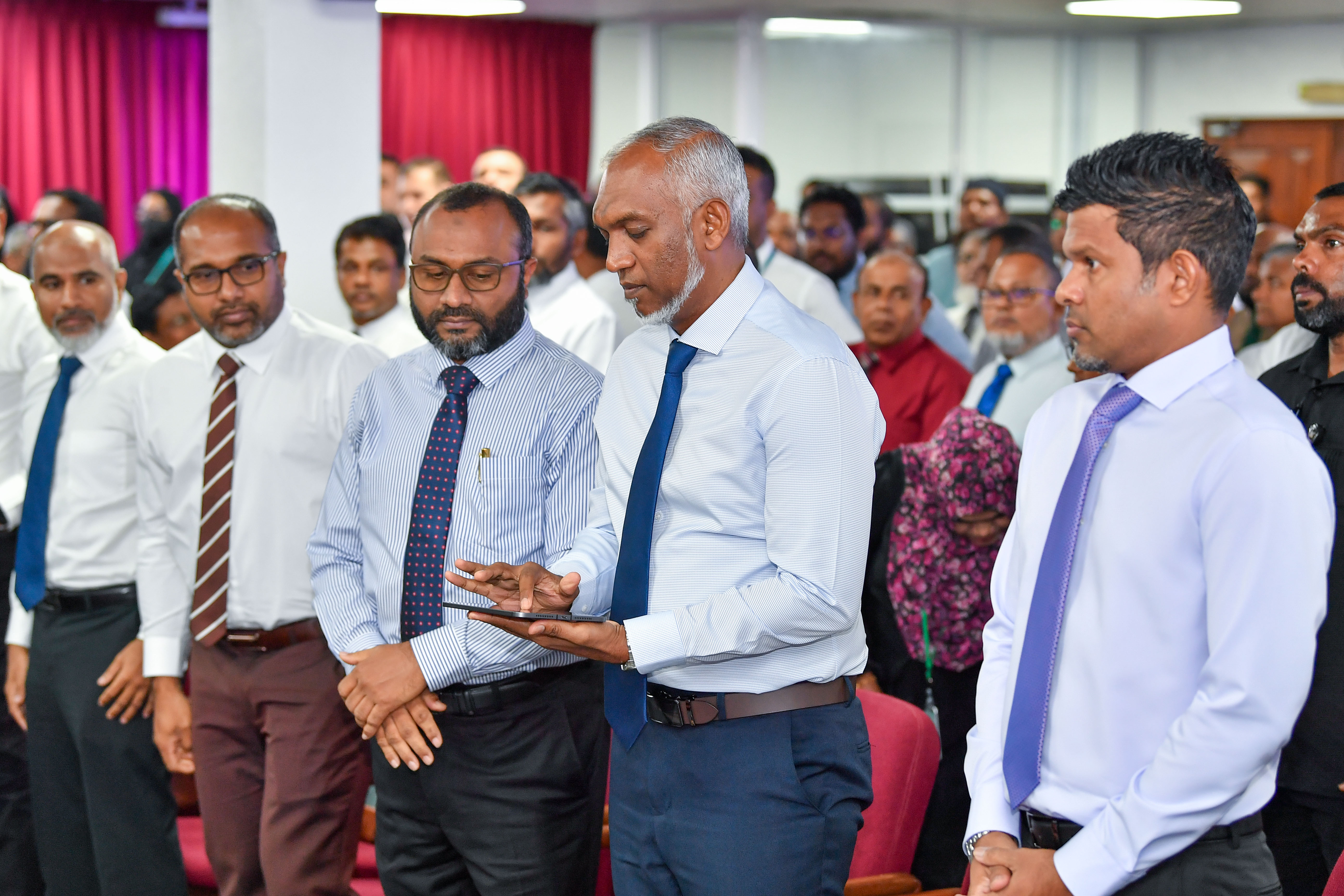 ހާފިޒުންނަށް ދޭ އިނާޔަތް ދެ ގުނަ ބޮޑުކޮށްދޭނަން: ރައީސް