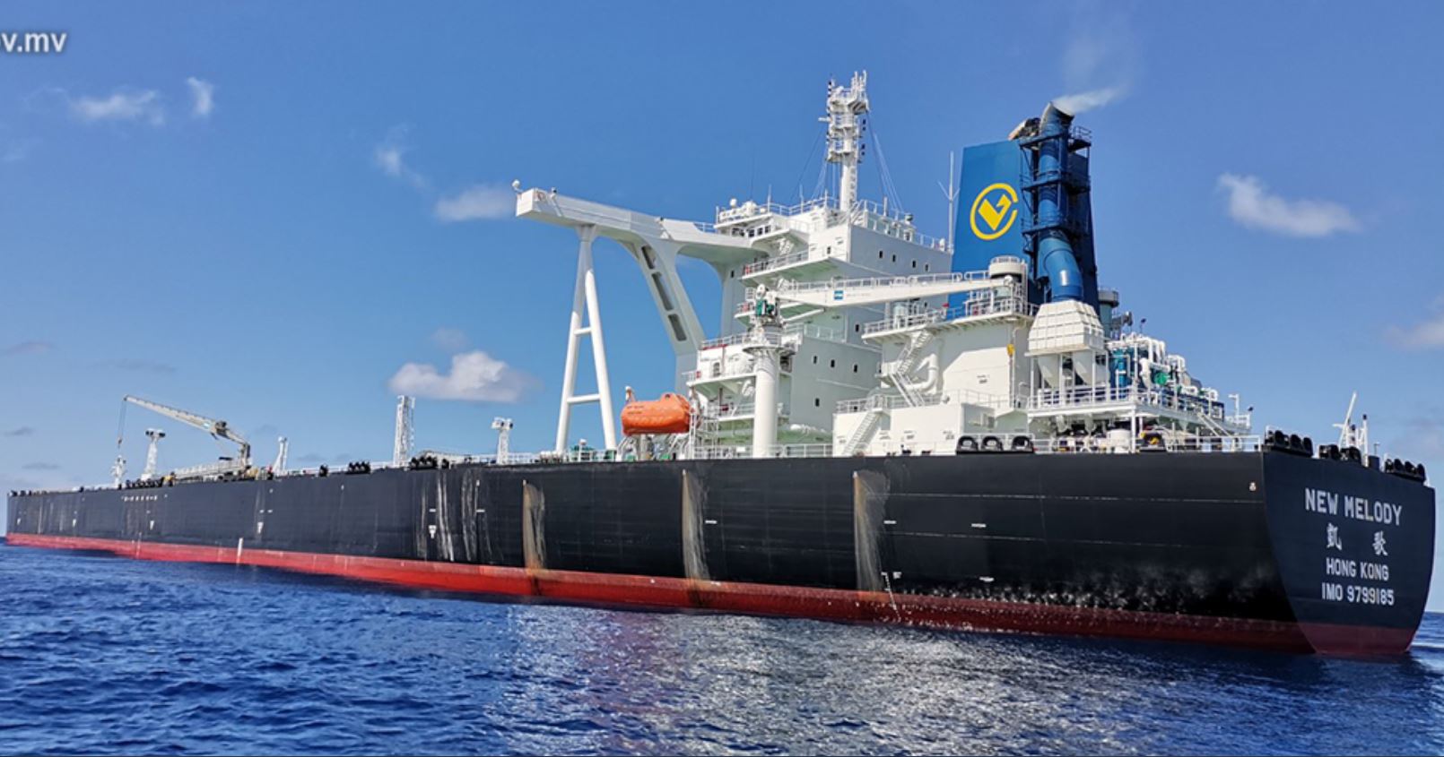 އެމެރިކާއިން ޓައިވާނަކަށް ދަތުރުކުރަމުންދިޔަ ބޯޓަކުން ބަލިމީހަކު އައްޑޫއަށް ބާލައިގެން ފަރުވާދެނީ