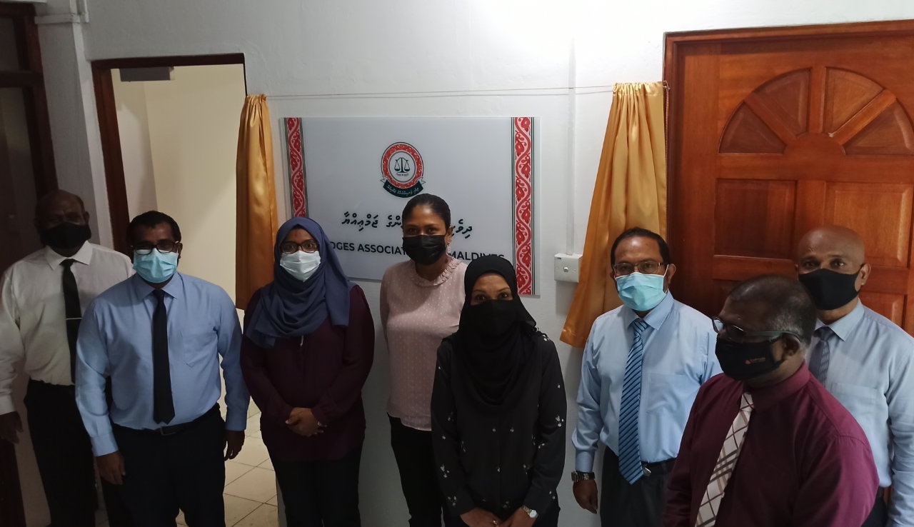 ފަނޑިޔާރުންގެ މަސައްކަތަށް ނުފޫޒު ނުފޯރުވުމަށް ގޮވާލައިފި