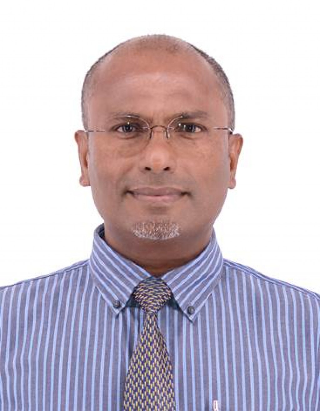 ޕީސީބީގެ ރައީސް އާސިމަށް ރުހުން ހޯދުމަށް ކޮމިޓީއަށް ފޮނުވައިފި