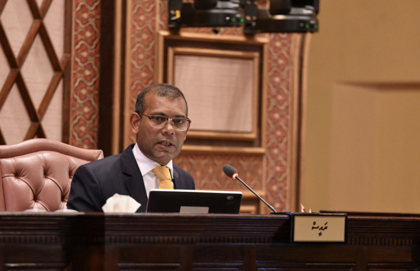 ދަރަނީގެ ކަންބޮޑުވުމަށް އޮތް ހައްލަކީ ދަރަނި ރީސްޓްރަކްޗަރ ކުރުން: ރައީސް ނަޝީދު