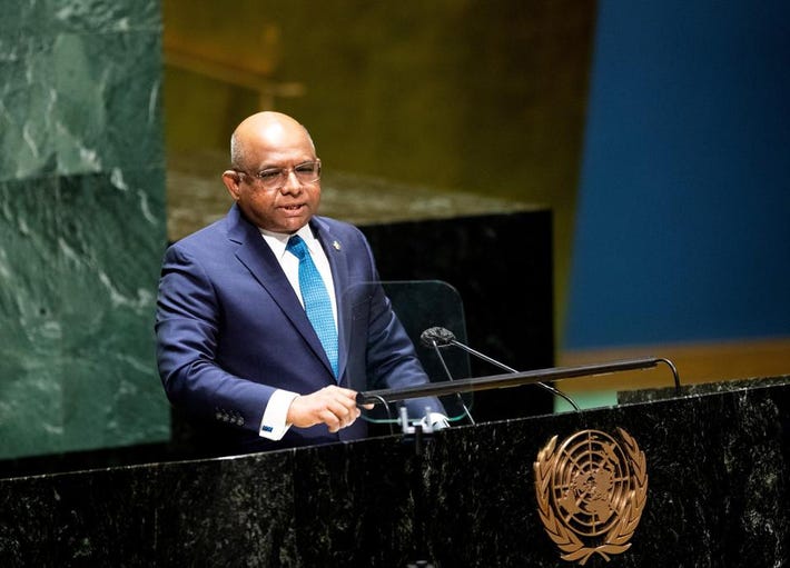 70 އަހަރުވީއިރު އދގެ އެންމެ އިސް މަގާމު އަންހެނަކު އަދާކޮށްފައި ނެތުމަކީ ލަދުވެތިކަމެއް: ޝާހިދު