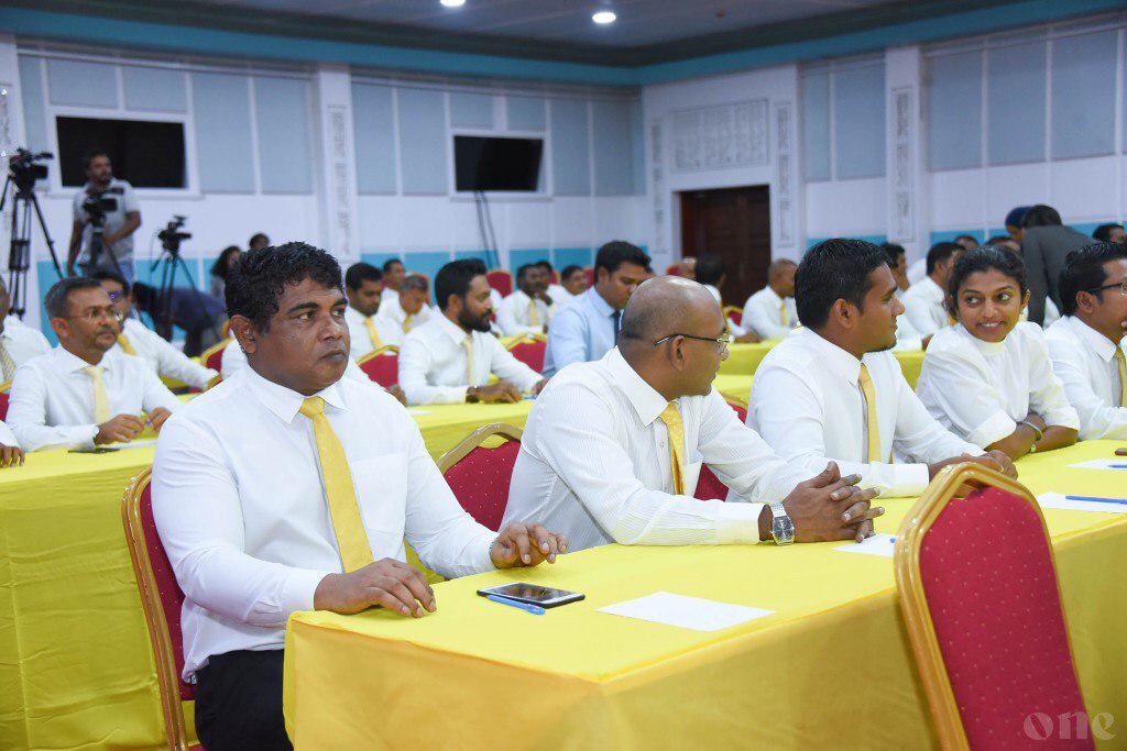 ސަރުކާރުން ހުށައެޅި ގޮތަށް ގާނޫނު އަސާސީ އިސްލާހު ކުރުމަށް އެމްޑީޕީގެ ޕީޖީ ގުރޫޕުން ފާސްކޮށްފި