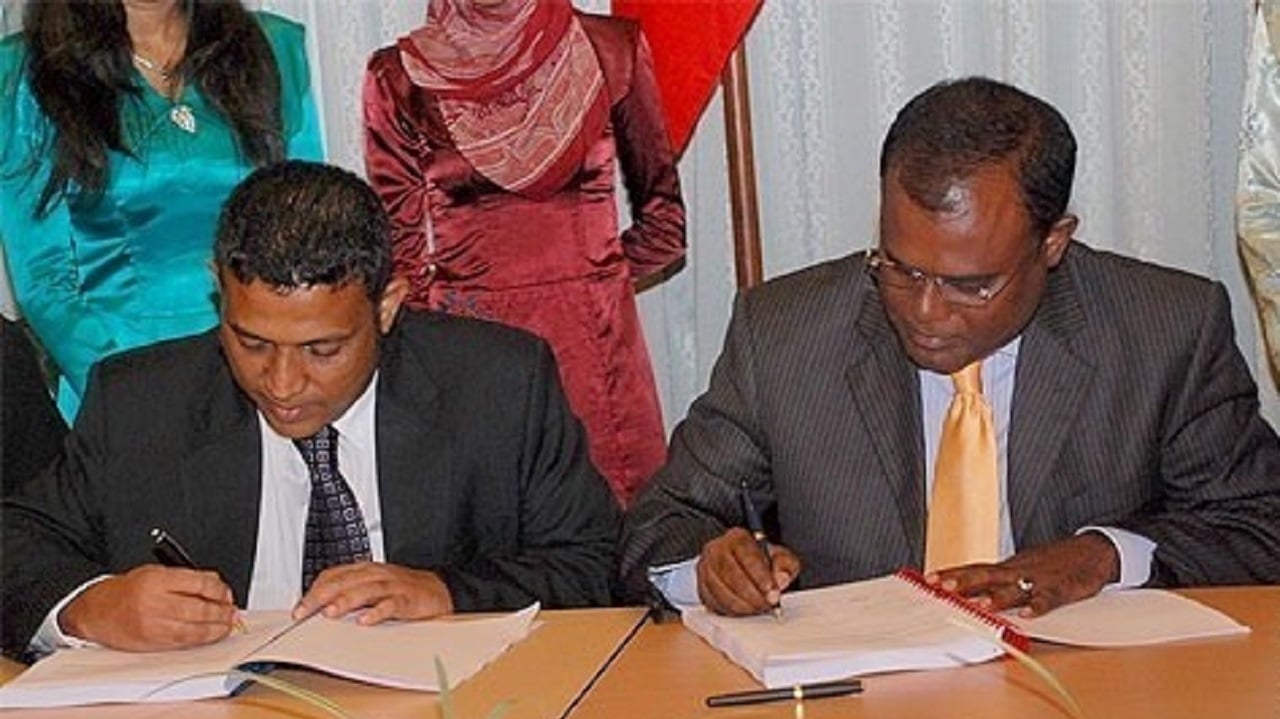 ރާއްޖޭގައި މިތިބެނީ ހުސް ޖޭ ކުމާރުން - ނަފާ ނަސީމް