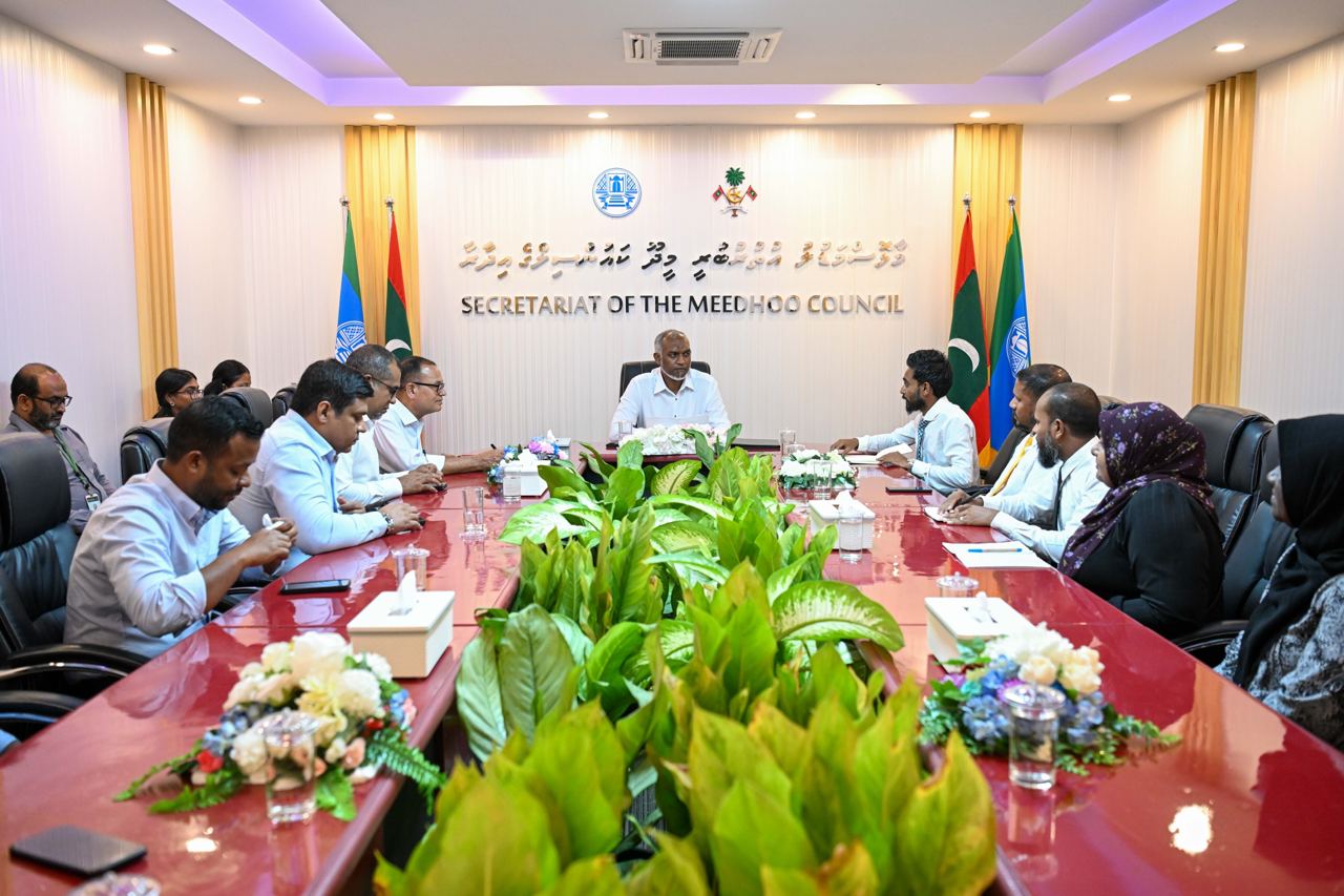 ރަށުގެ ބިން އިތުރު ކުރުމާއި، އަތޮޅުގެ ދެކުނު ބިތުގައި އެއަރޕޯޓެއް ތަރައްޤީކުރުން ވަރަށް މުހިންމު: މަޑުއްވަރީ ކައުންސިލް