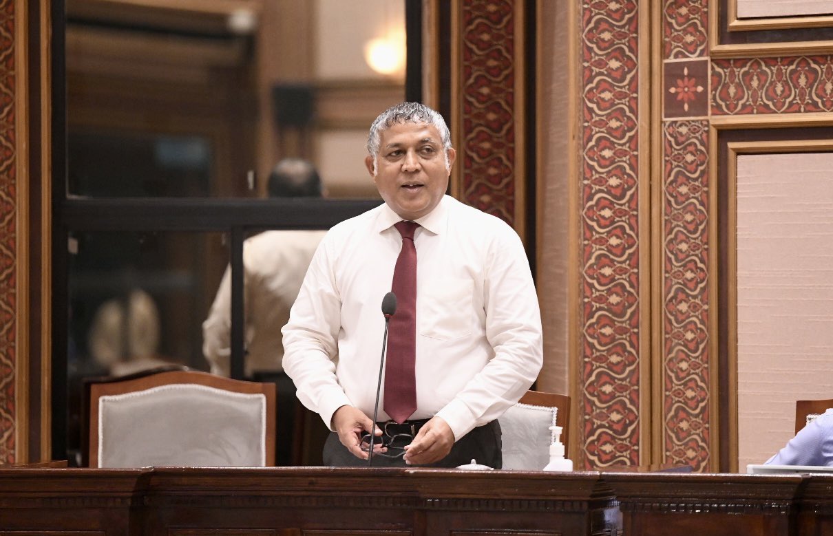 ބަޖެޓުން ހަރަދުކޮށްގެންވިޔަސް 6 އެއަރޕޯޓް އަޅާނަން - އަސްލަމް