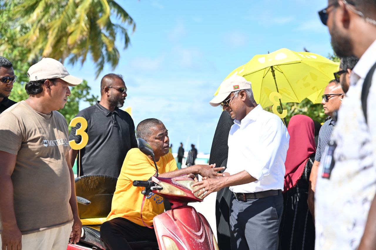 ރައްޔިތުންގެ މެދުގައި ތަފާތުކުރުން ގެންގުޅޭނަމަ ދާޚިލީ ހަމަނުޖެހުންތައް އުފެދޭނެ: ރައީސް