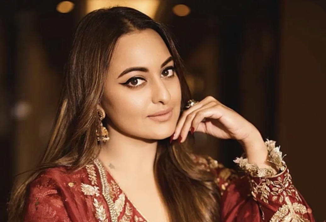 ސޮނާކްޝީ ޗުއްޓީގައި ރާއްޖެއަށް