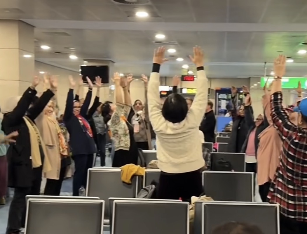 ފްލައިޓް ޑިލޭ ވުމުންވެސް ހާހެއް ނުވި؛ ކޮށްލީ ކަސްރަތެއް