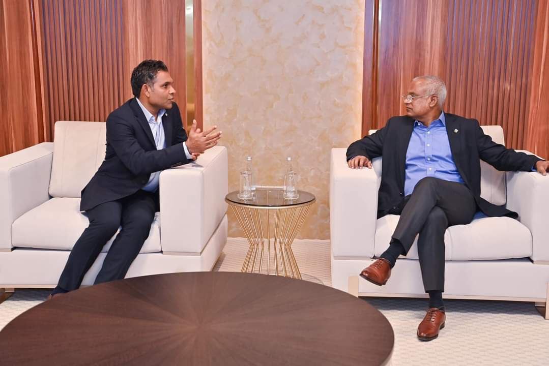 ދެ ރައީސުންތިބި ކަމަށް ބުނާ މައްސަލަ އިދިކޮޅުން މަޖިލީހަށް