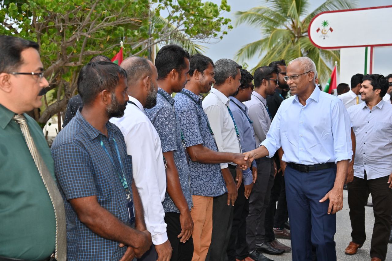 ރައީސް ޞާލިޙް ފުނަދުއަށް ވަޑައިގެންފި
