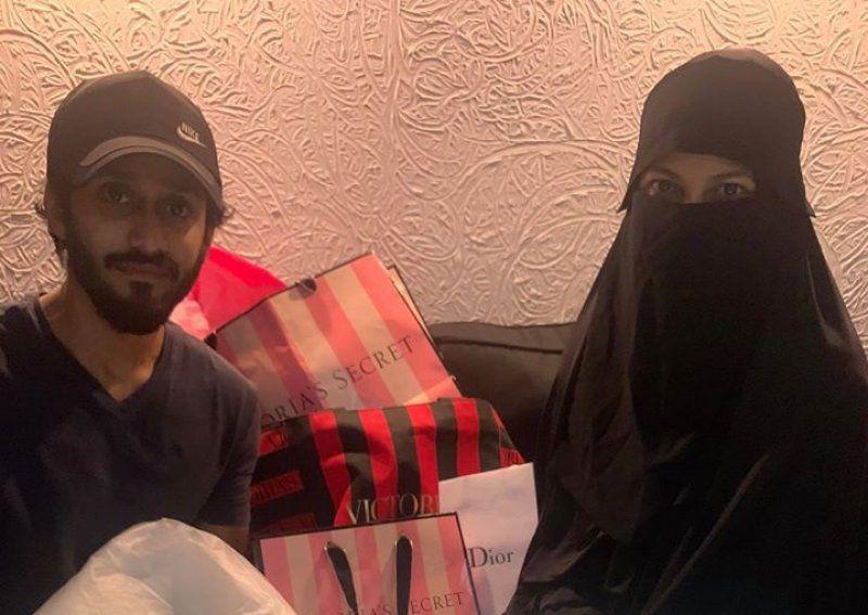 ސޯޝަލް މީޑިއާގައި އެންމެން ހޯދާ ޝަރުމީލާއަކީ ކާކުކަން އެނގިއްޖެ!