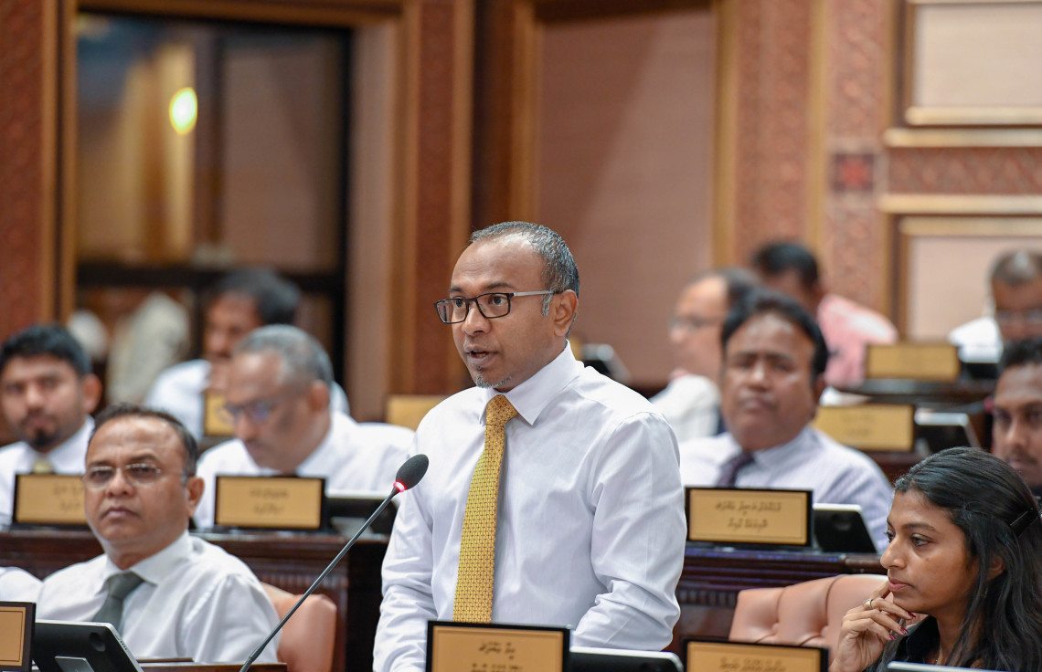 ހަސަން ލަތީފުވަނީ އެމްޑީޕީގެ އަސާސީ ޤަވާއިދުގެ ބާރު ކަނޑުވާލާފަ: ޝުޢައިބު