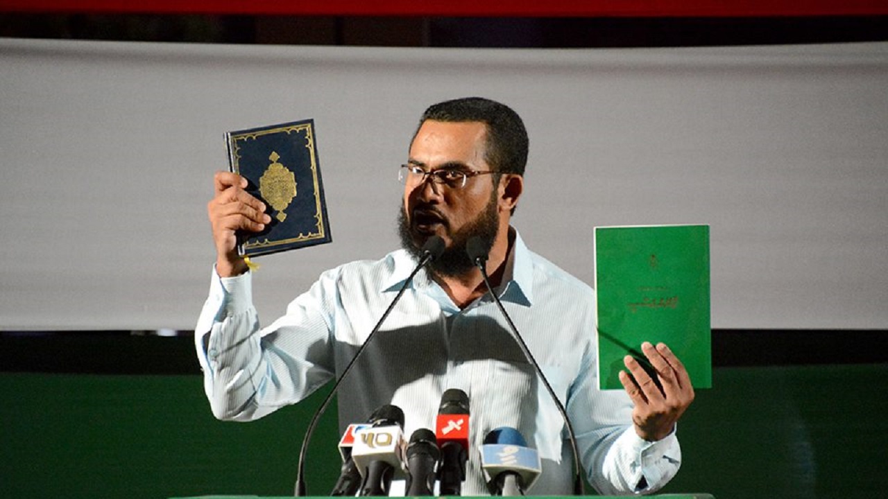 ޝިރުކުގެ ޢަޤީދާ ތަކަށް ތަހުނިޔާ ކިޔާ މީހާއަކީ އިސްލާމްދީނުގެ ޢަދުއްވެއް: ޝައިޚް އިލިޔާސް