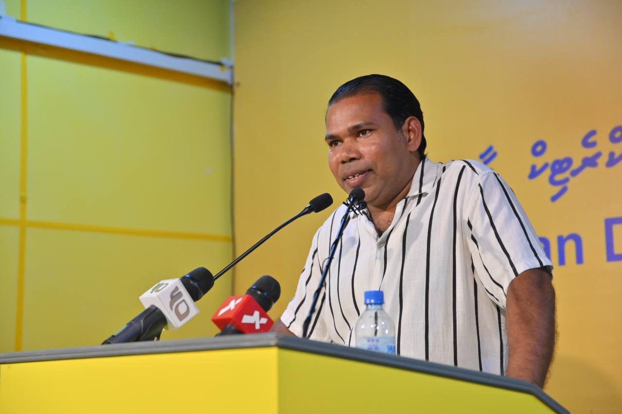 ސަރުކާރު އުޅެނީ ދޮގު ހަދާފައި އެކަމުން ސަލާމަތް ނުވެވިގެން: ދީދީ