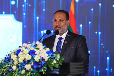 އިންސާނީ މުޖުތަމައުގެ އެންމެ ބޮޑު ތަފާތަކީ އަދުލުވެރިކަމާއި އިންސާފު: އިމްރާން