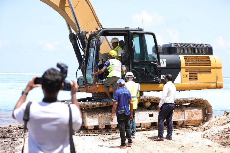 ހިރިލަންދޫ ބިންހިއްކުމާއި ގޮނޑުދޮށް ހިމާޔަތްކުރުމުގެ މަޝްރޫޢު ފަށައިފި