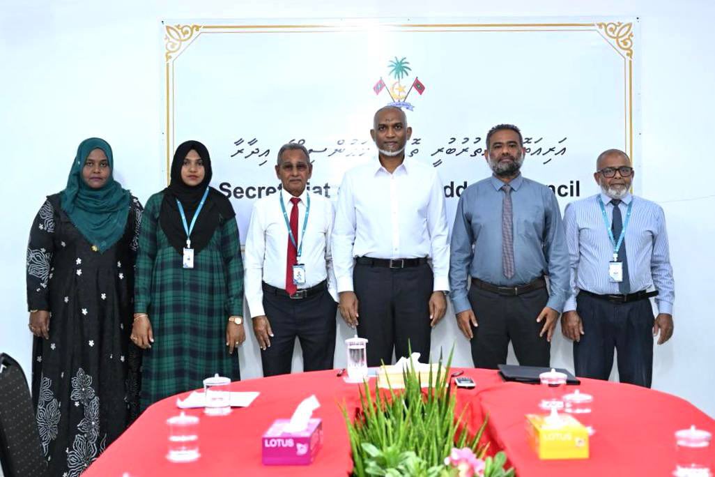 ރައީސް މުއިއްޒު ތޮއްޑޫއަށް ވަޑައިގެންފި