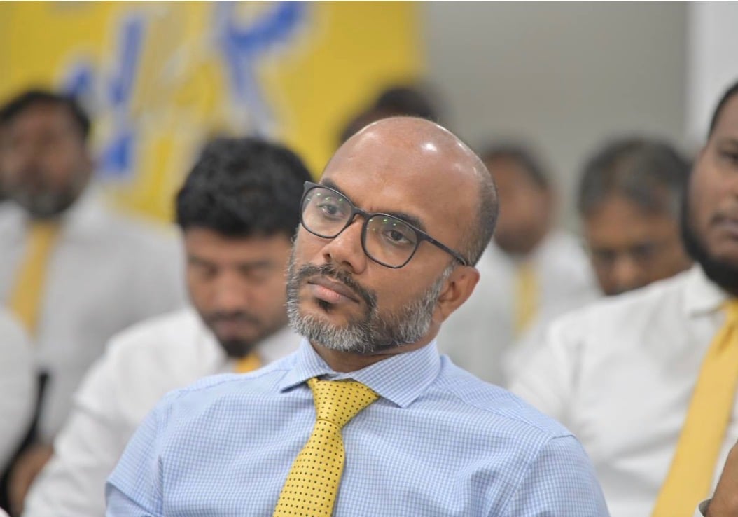 ސަރުކާރުން ލޮޖިސްޓިކްސް ވިޔަފާރިއަށް ވަނުމުން އަމިއްލަ ވިޔަފާތިތަކުގެ ދުވަސްދާނެ: އަމީރު