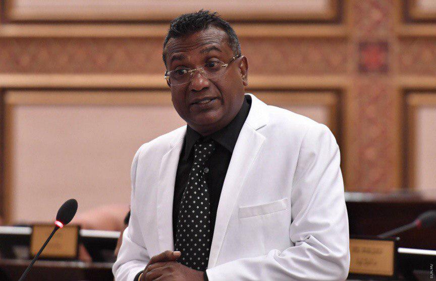 ބަރުލަމާނީ ނިޒާމަކަށް ބަދަލު ކުރަން ގާނޫނު އަސާސީއަށް އިސްލާހް ހުށަހަޅައިފި