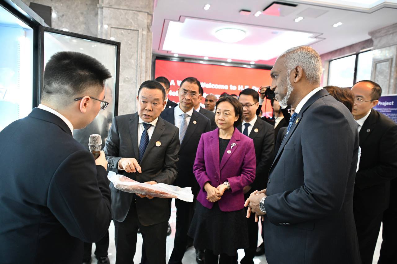 ރައީސްގެ ދެކަނބަލުން ޗައިނާގެ ހޮންގދޮންގ ފިޝަރީ ކޯޕަރޭޝަންގެ މަސައްކަތްތައް ބައްލަވާލައިފި