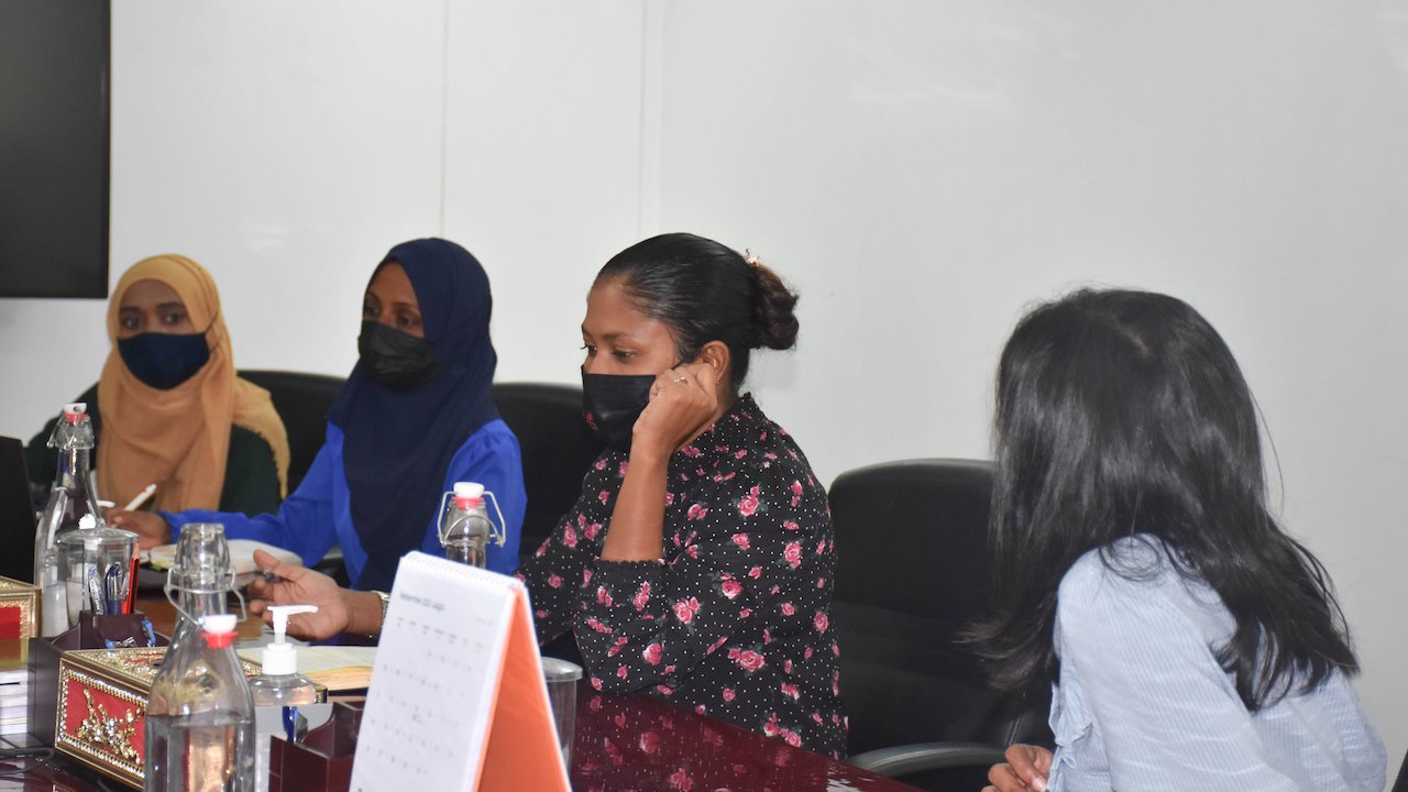 ސ. މީދޫ އިސްމެޖިސްޓްރޭޓްގެ ސްލޫކީ މައްސަލައިގެ އަދަބަކަށް ތަމްރީން ޕްރޮގްރާމެއް